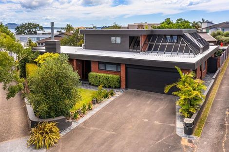 Photo of property in 17 Clyside Avenue, Half Moon Bay, Auckland, 2012