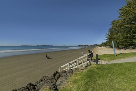 Photo of property in 8/3 Riverside Road, Orewa, 0931