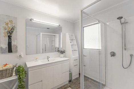 Photo of property in 23 Kanawa Street, Waikanae, 5036