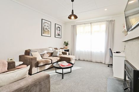 Photo of property in 139 Newcastle Street, Windsor, Invercargill, 9810