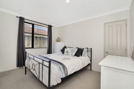 Photo of property in 1 Teal Place, Pyes Pa, Tauranga, 3112