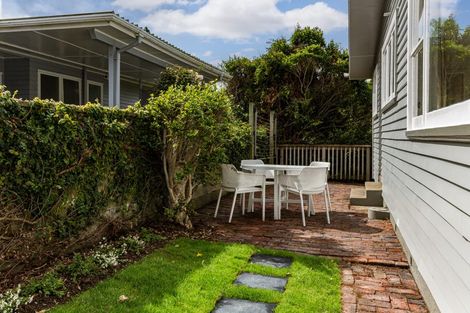 Photo of property in 36 Silverbirch Grove, Churton Park, Wellington, 6037