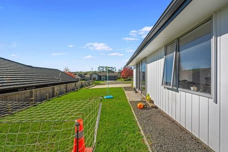Photo of property in 24 Urumaraki Avenue, Helensville, 0800