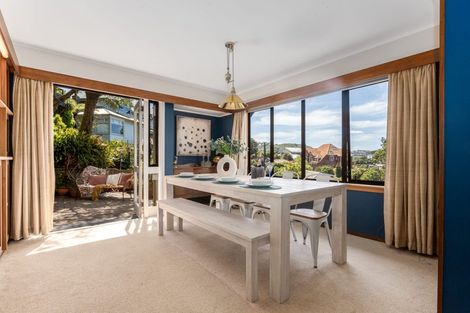 Photo of property in 31 Wadestown Road, Wadestown, Wellington, 6012