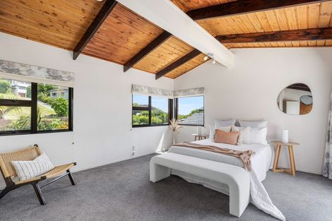 Photo of property in 8 Durness Place, Red Beach, 0932