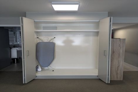 Photo of property in The Capital, 370 Oriental Parade, Oriental Bay, Wellington, 6011