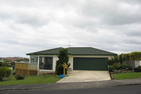 Photo of property in 1 Castaway Place, Gulf Harbour, Whangaparaoa, 0930