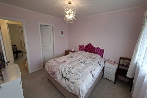 Photo of property in 2/29 Wallace Road, Mangere Bridge, Auckland, 2022
