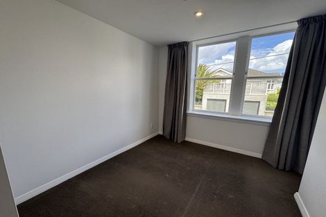 Photo of property in 77 Brougham Street, Mount Victoria, Wellington, 6011