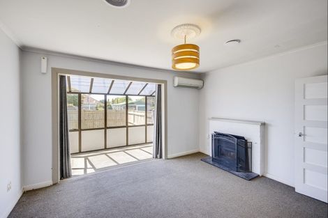 Photo of property in 2/1 Murphy Road, Taradale, Napier, 4112