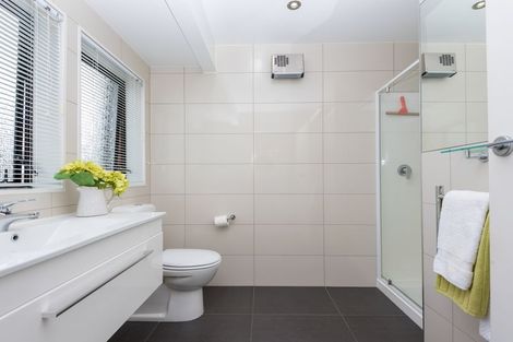 Photo of property in 1/12 Takutai Avenue, Bucklands Beach, Auckland, 2012