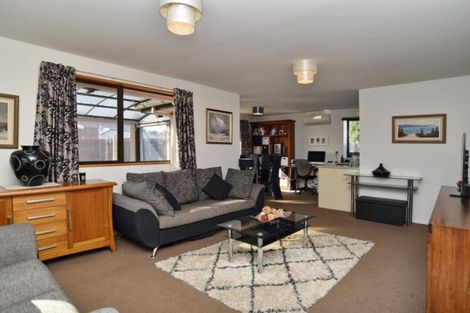 Photo of property in 25 Coronation Street, Rangiora, 7400