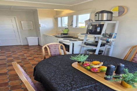 Photo of property in 5 Teviot Street, Oamaru North, Oamaru, 9400