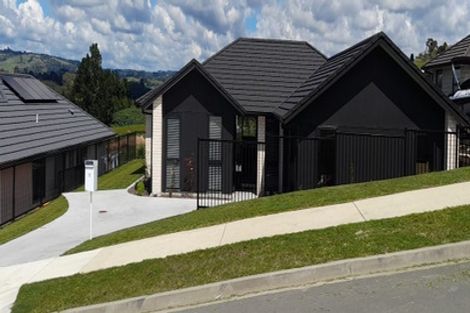 Photo of property in 10 Oyster Place, Omokoroa, 3114