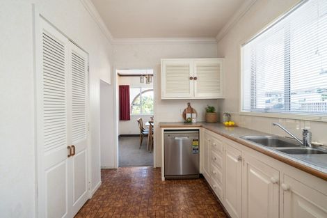 Photo of property in 28 Saint James Street, Richmond Heights, Taupo, 3330