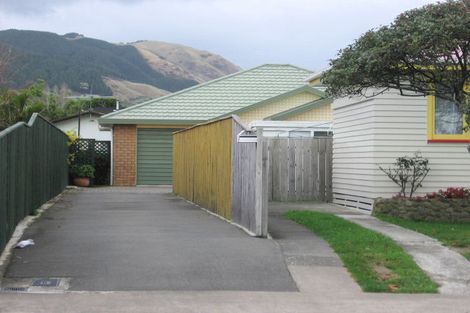 Photo of property in 24 Rimu Street, Waikanae, 5036