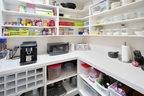 Photo of property in 2/4 Wineberry Avenue, Amberley, 7410