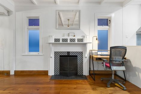 Photo of property in 8 Westmere Crescent, Westmere, Auckland, 1022