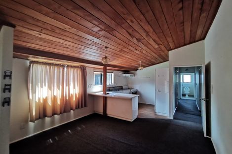 Photo of property in 108e Colwill Road, Massey, Auckland, 0614