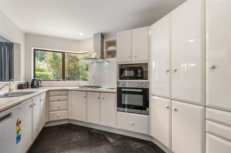 Photo of property in 28 Kentucky Way, Awapuni, Palmerston North, 4412