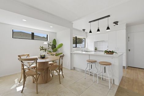 Photo of property in 317b Devonport Road, Tauranga, 3110