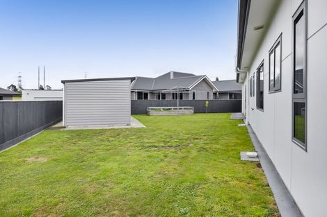 Photo of property in 7 Mercade Close, Stratford, 4332