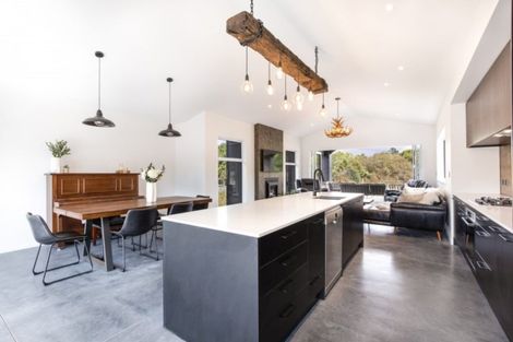 Photo of property in 13 Tari Road, Pukeatua, 3880