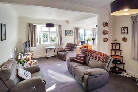 Photo of property in 43 North Avon Road, Richmond, Christchurch, 8013