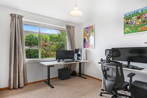 Photo of property in 44 Damien Place, Bromley, Christchurch, 8062