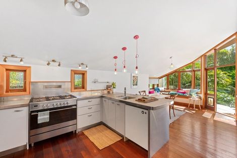 Photo of property in 107 Vauxhall Road, Narrow Neck, Auckland, 0624