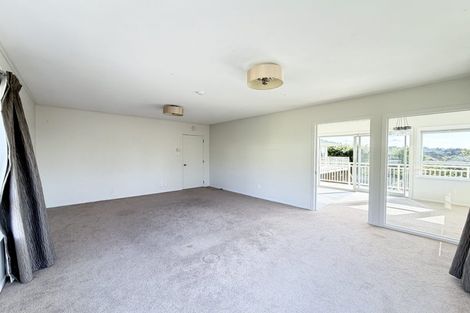 Photo of property in 122 Hugh Green Drive, Pinehill, Auckland, 0632