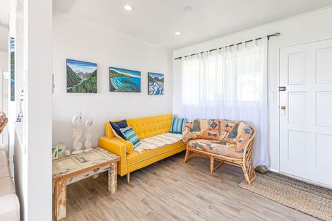 Photo of property in 15 Bay View Terrace, Patons Rock, Takaka, 7182
