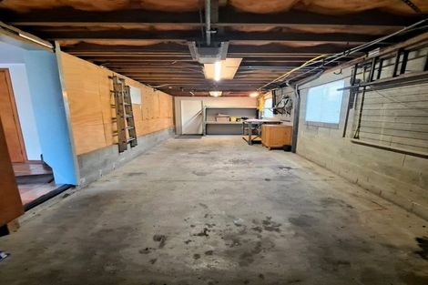 Photo of property in 71 Wilson Road, Balclutha, 9230