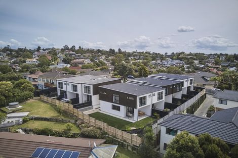 Photo of property in 4/14 Eastwood Rise, Browns Bay, Auckland, 0630