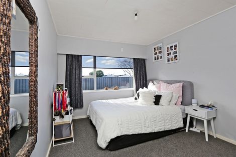 Photo of property in 1 Arney Street, Tamatea, Napier, 4112