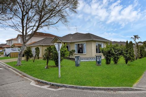 Photo of property in 1 Monash Place, Flat Bush, Auckland, 2016