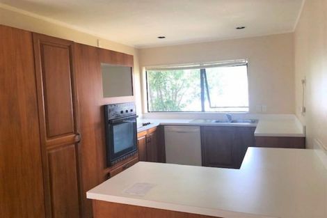 Photo of property in 1/1 Seaford Place, Murrays Bay, Auckland, 0630