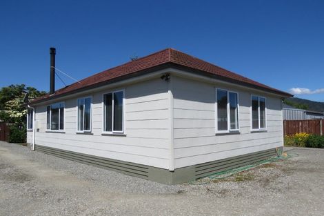 Photo of property in 88 Buller Road, Reefton, 7830