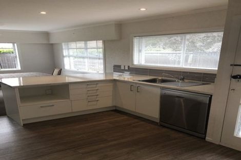 Photo of property in 27 Howden Road, Fairfield, Hamilton, 3214