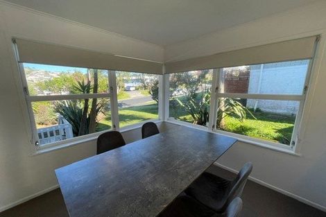 Photo of property in 15 Agincourt Street, Glenfield, Auckland, 0629