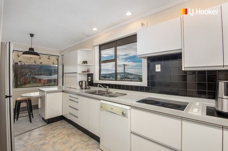 Photo of property in 303 Brockville Road, Brockville, Dunedin, 9011