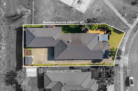 Photo of property in 17 Gandalf Crescent, Paraparaumu, 5032