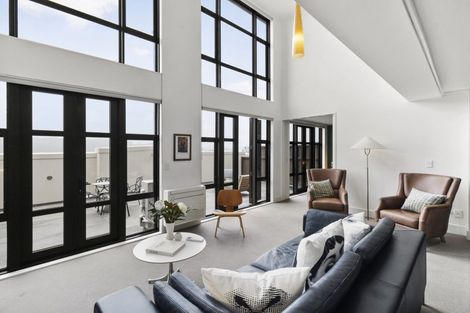 Photo of property in Augusta Apartments, 34/254 Willis Street, Te Aro, Wellington, 6011