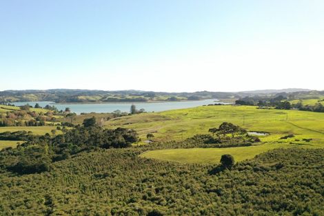 Photo of property in 70 Captain Kasper Rise, Snells Beach, 0920