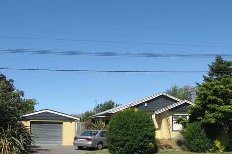 Photo of property in 32 Stapletons Road, Richmond, Christchurch, 8013