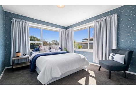 Photo of property in 18 Horton Place, Avondale, Christchurch, 8061