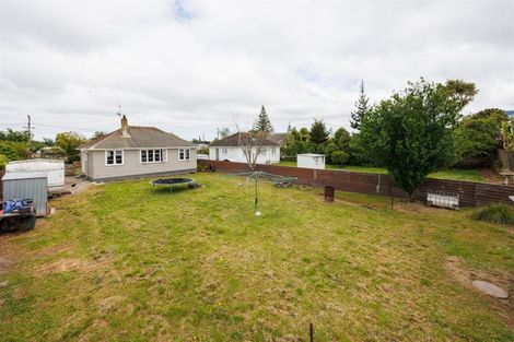 Photo of property in 6 Johnson Street, Bulls, 4818