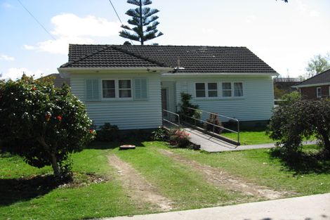 Photo of property in 3 Melvill Grove, Waterloo, Lower Hutt, 5011