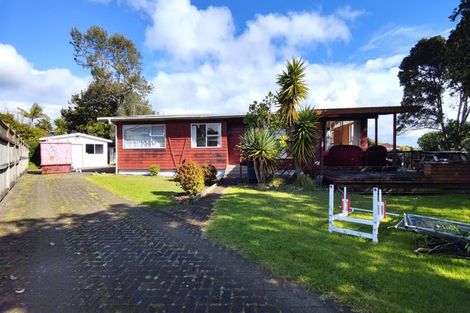 Photo of property in 8 Archmillen Avenue, Pakuranga Heights, Auckland, 2010