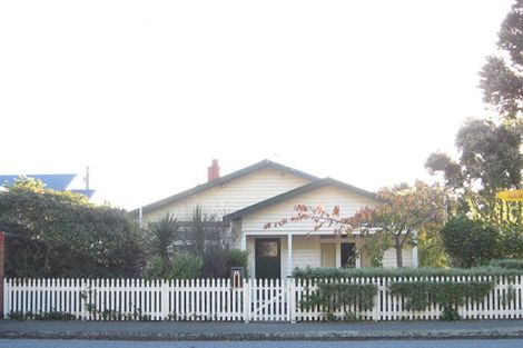 Photo of property in 46 Oroua Street, Eastbourne, Lower Hutt, 5013